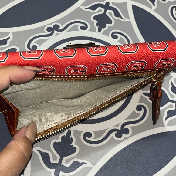 Dooney & Bourke Women’s NC State Monogram Leather Wallet - Picture 13 of 16